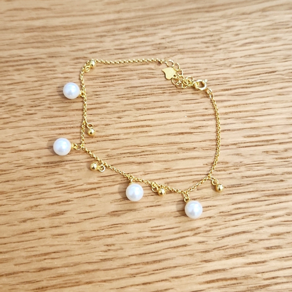 Dangling Faux Pearls Fashion Bracelet